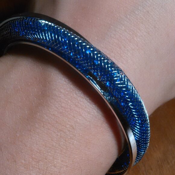Sparkly Blue Austrian Crystal Infinity Silvertone Cuff Bracelet (7.00 Inch) - Picture 1 of 12